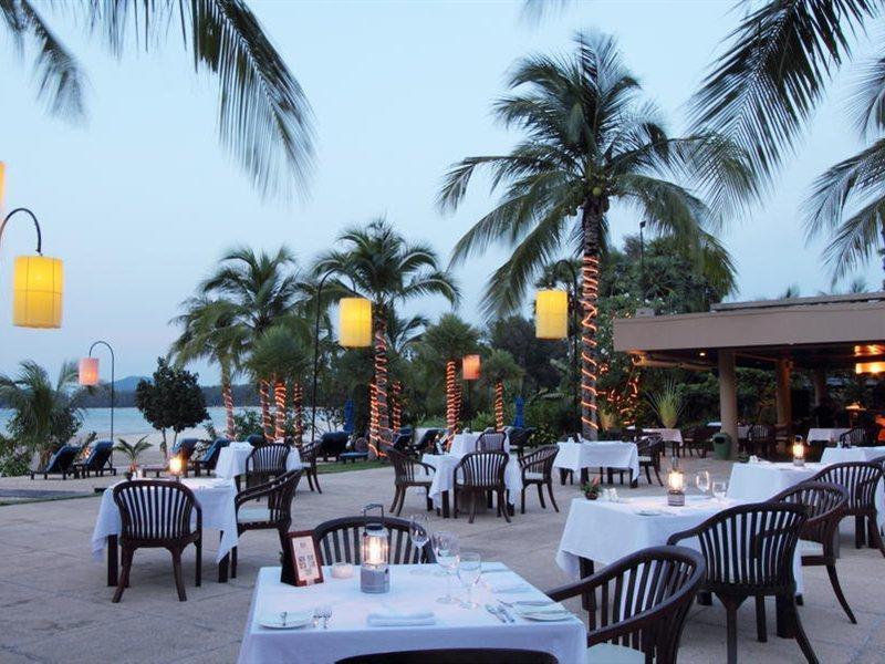 Marriott Resort And Spa Nai Yang Beach Exterior foto